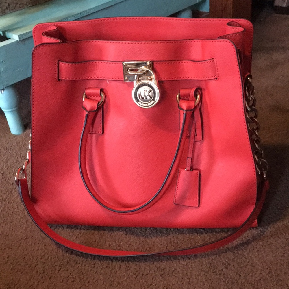 Large MICHAEL KORS mandarin orange purse